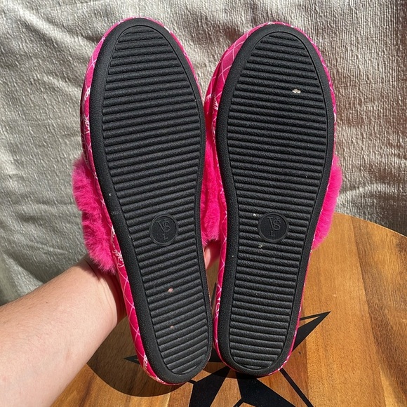 Victoria’s Secret Satin Signature Slipper Size Large 9-10 - Picture 8 of 10